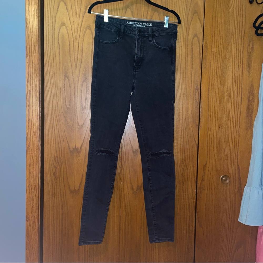 AE Black Super Stretch High Rise Jegging Rip Knees